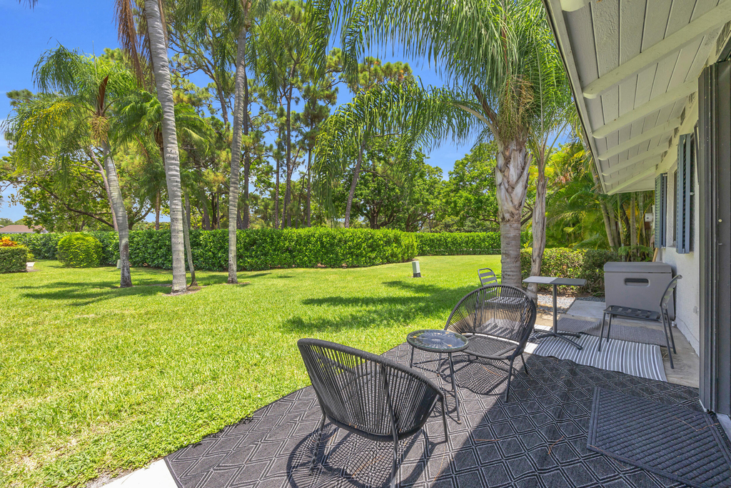 836 Club Drive - Photo 30