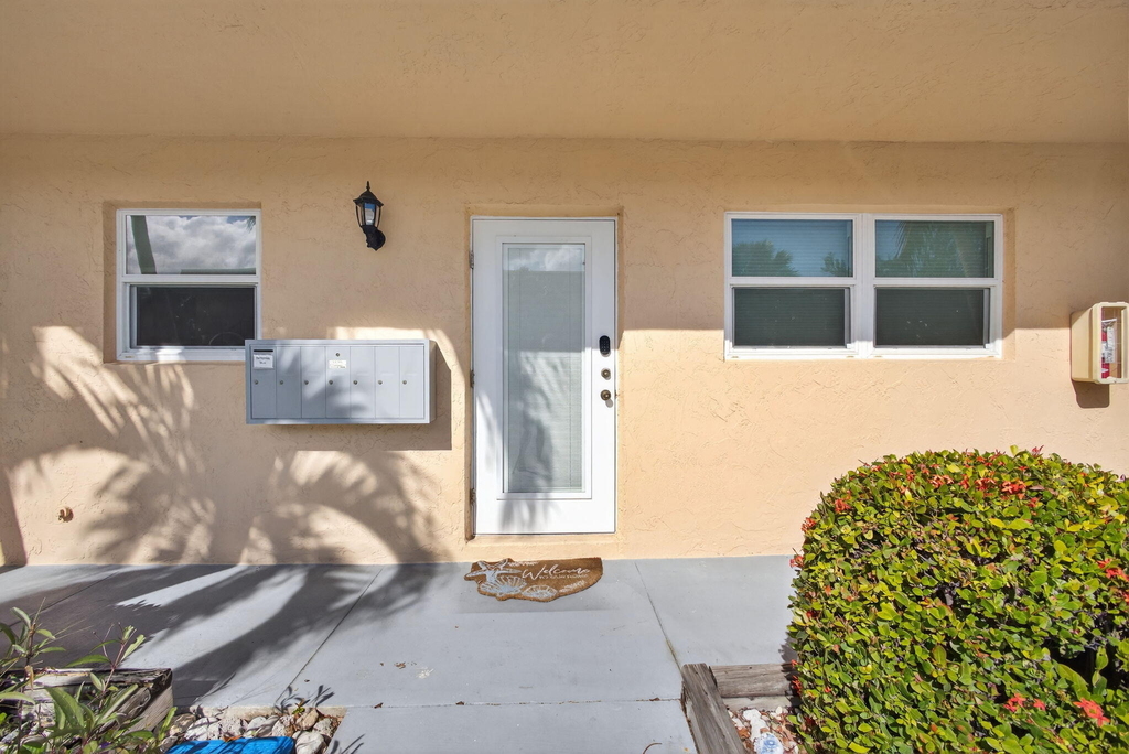 2950 Se Ocean Blvd Boulevard - Photo 2