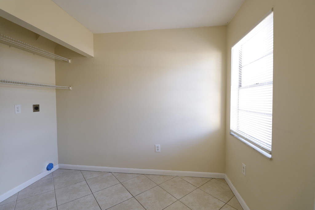 2016 S 10th Street - Photo 4