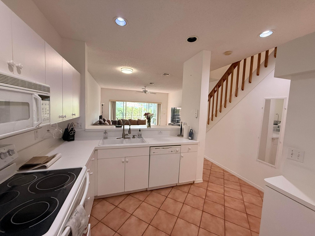 5121 Sabal Gardens Lane - Photo 14