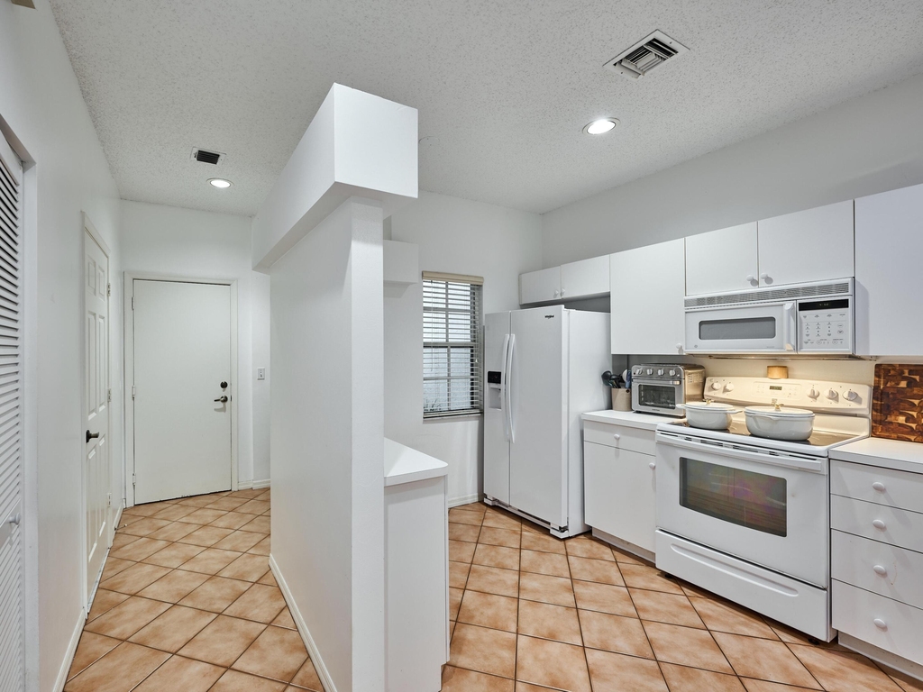 5121 Sabal Gardens Lane - Photo 1