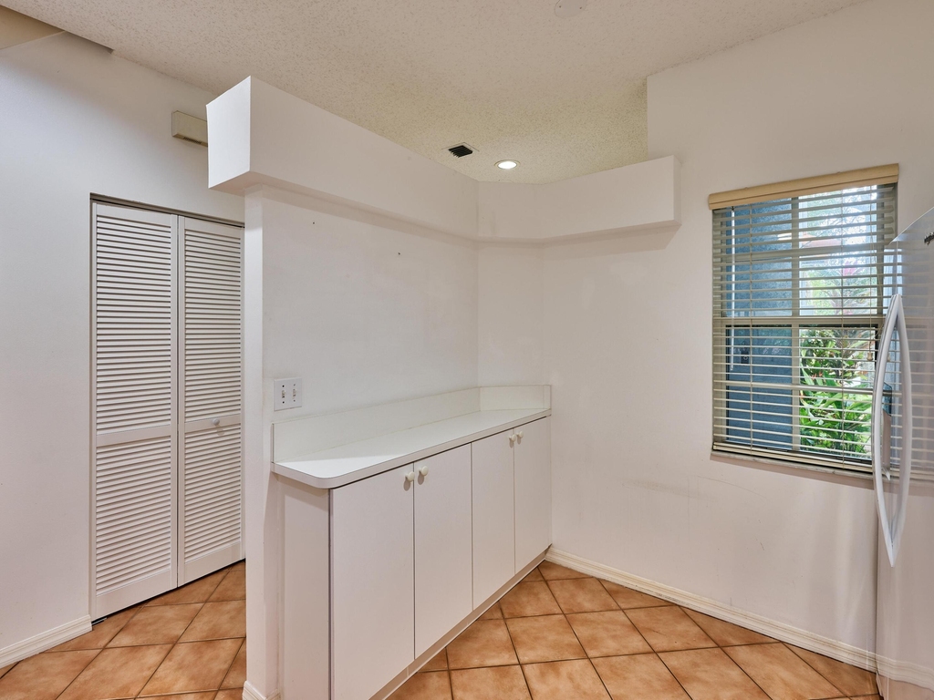 5121 Sabal Gardens Lane - Photo 3