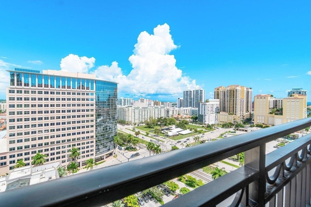 550 Okeechobee Boulevard - Photo 15