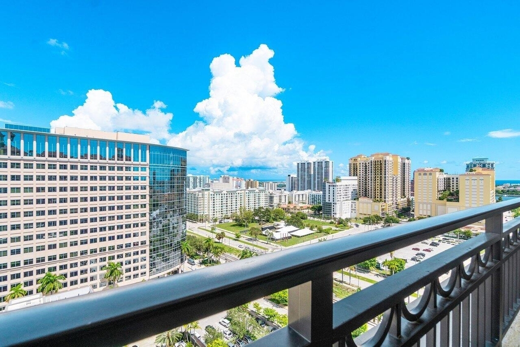 550 Okeechobee Boulevard - Photo 18
