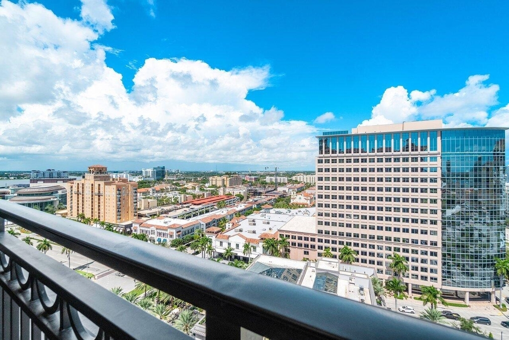 550 Okeechobee Boulevard - Photo 17