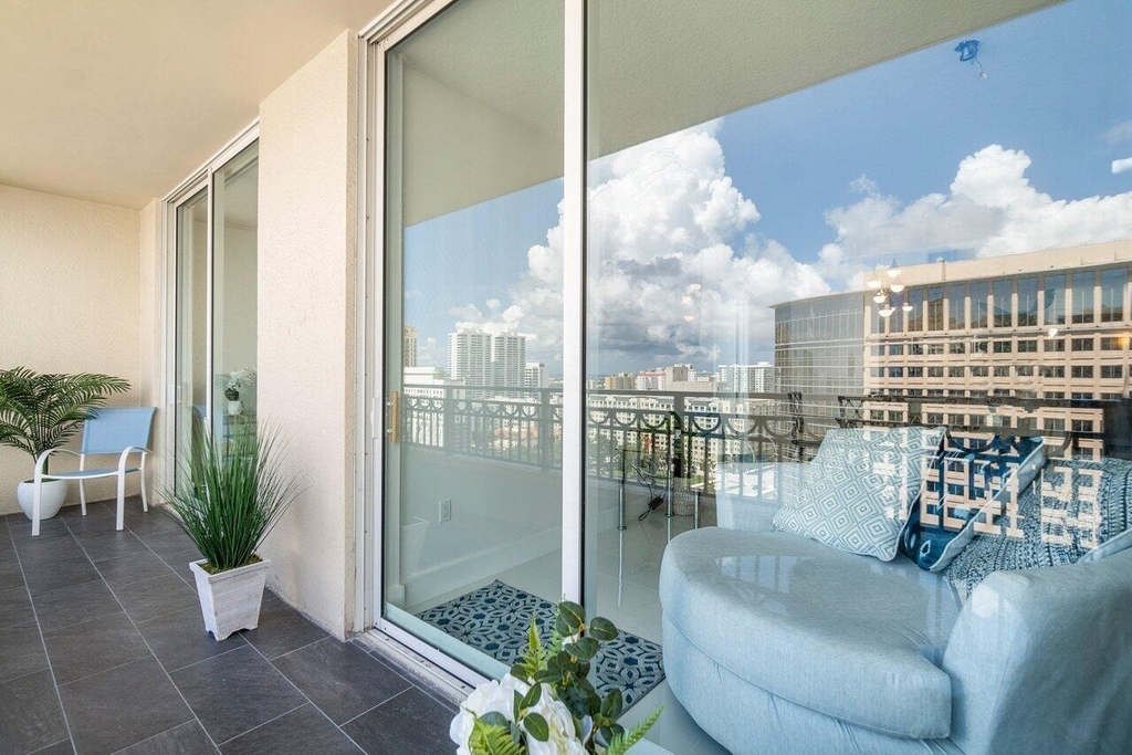 550 Okeechobee Boulevard - Photo 11