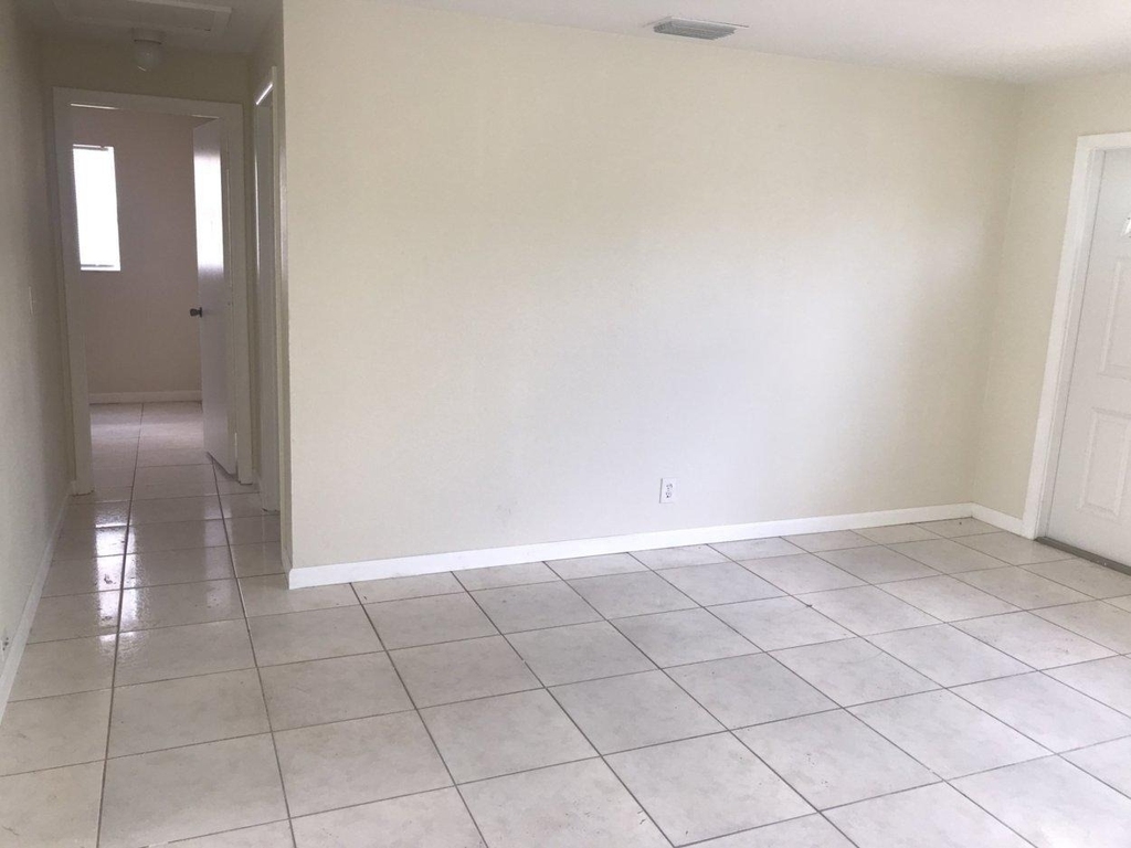 5320 Harriet Place - Photo 9