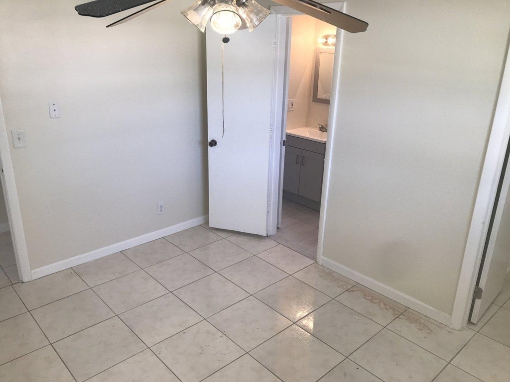 5320 Harriet Place - Photo 10