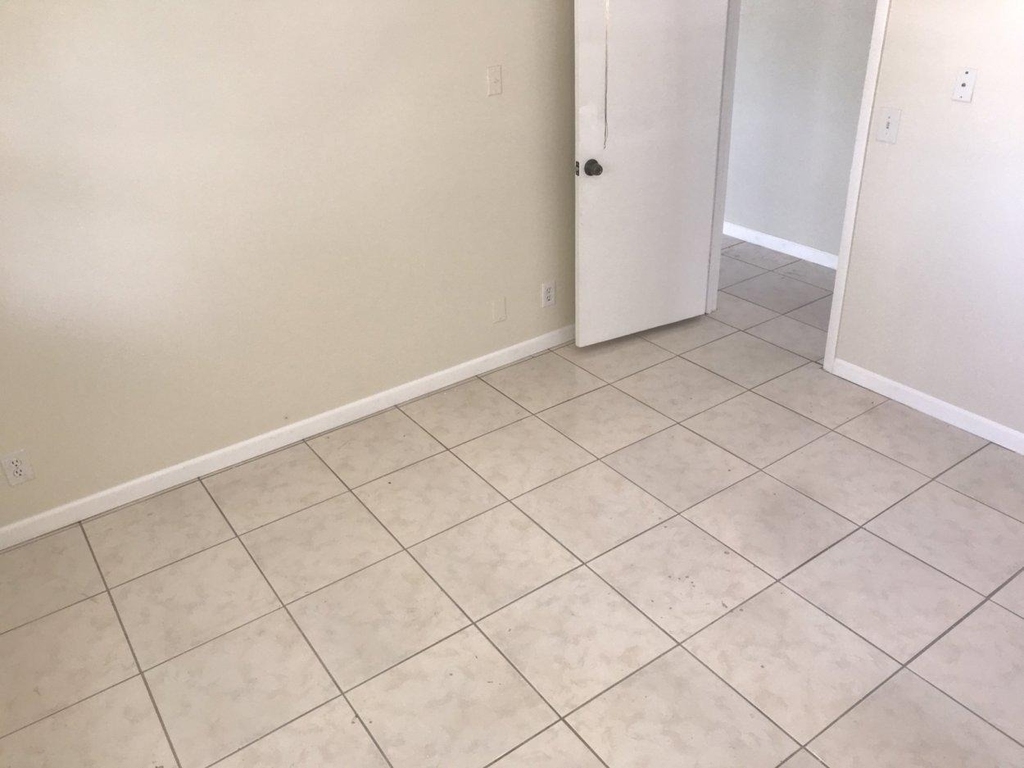 5320 Harriet Place - Photo 13