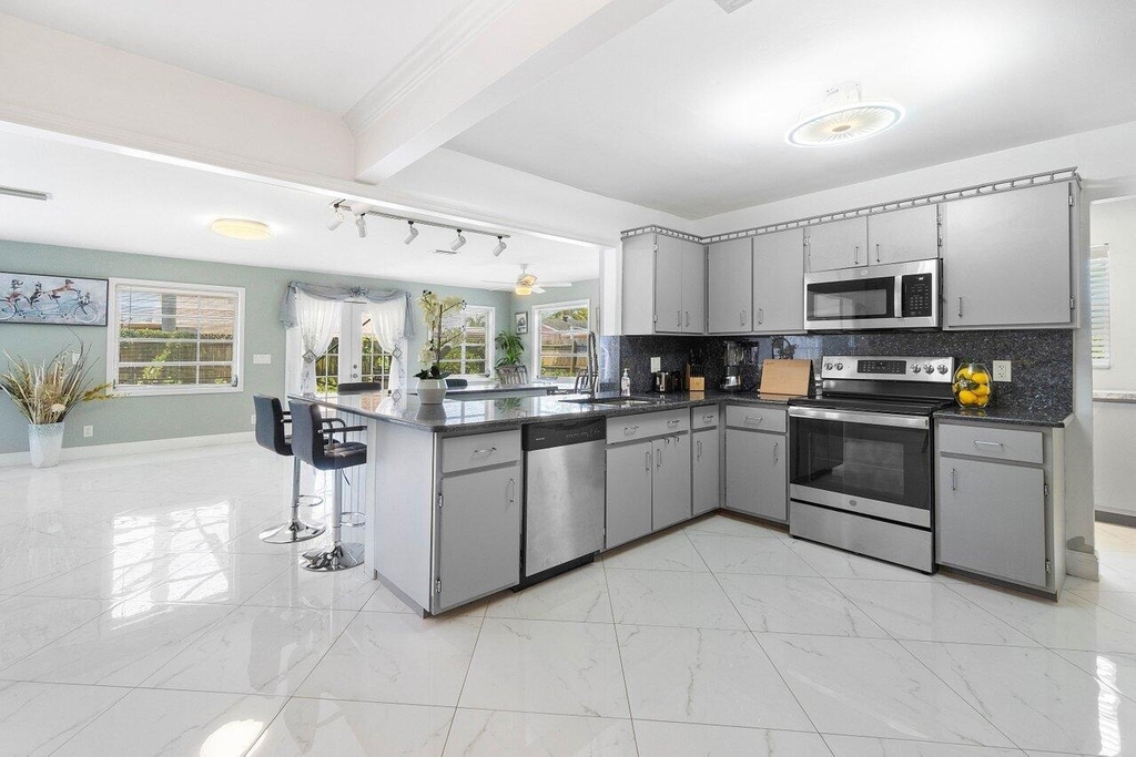 1837 16th Avenue N - Photo 7
