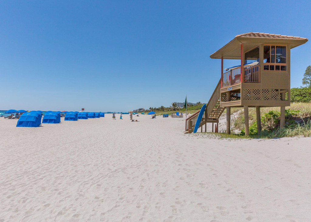 2255 Lindell Boulevard - Photo 14