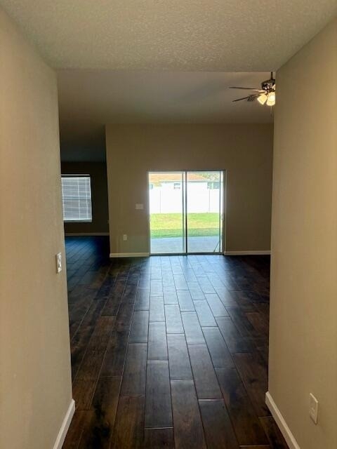 202 Sw Aldoro Place - Photo 4