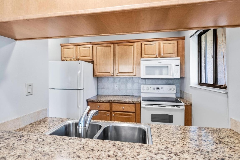 406 Club Drive - Photo 11