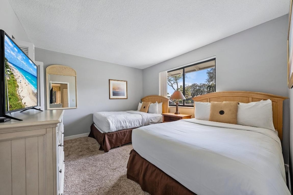 406 Club Drive - Photo 5