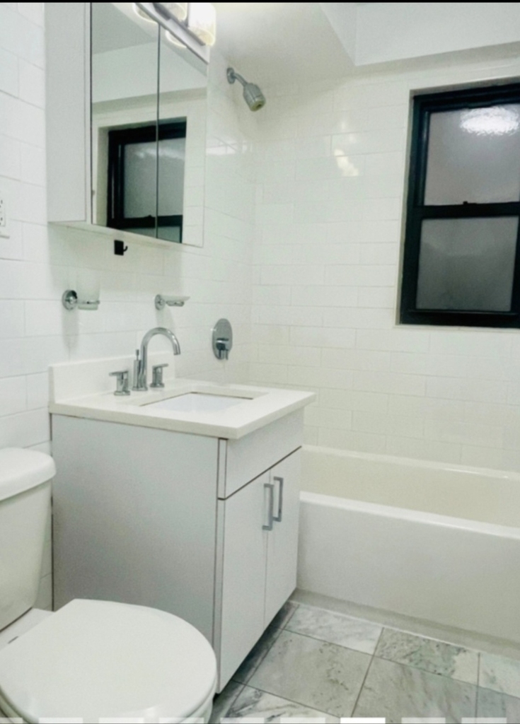 405 East 56th Street - Photo 6