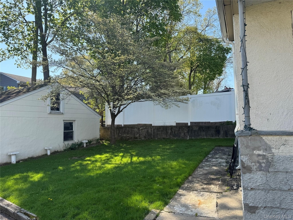 61 Nassau Avenue - Photo 20