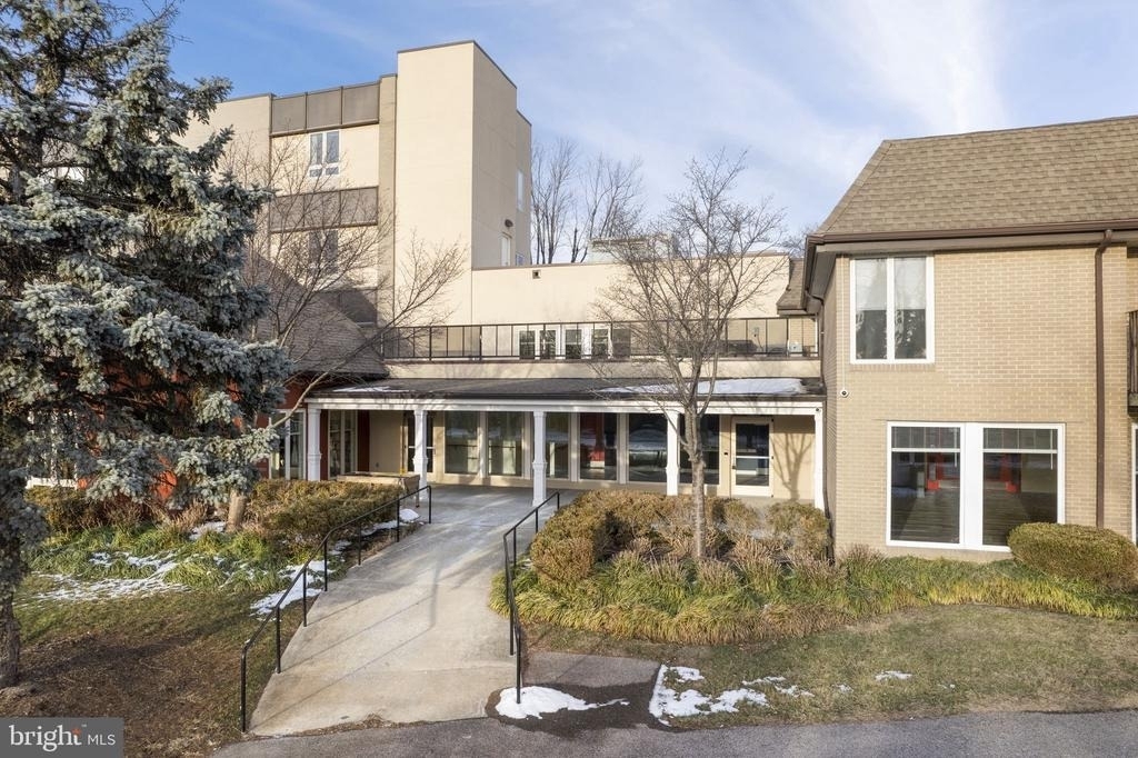 7040 Oxford Avenue - Photo 13