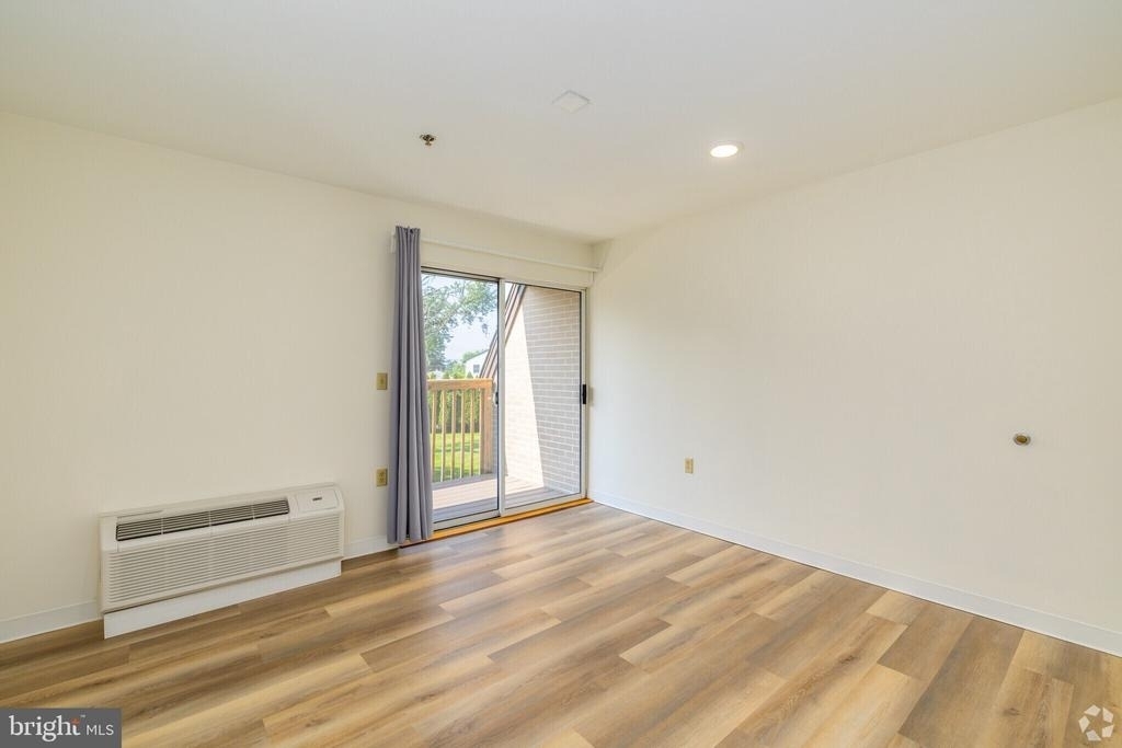 7040 Oxford Avenue - Photo 51