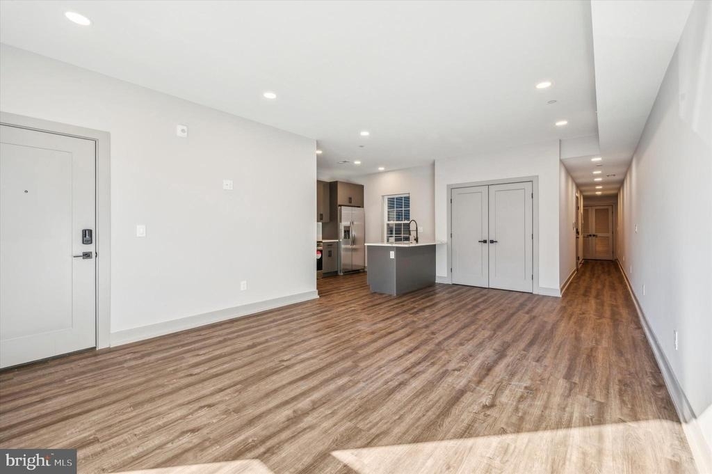 1426 1426 N 7th - Photo 4