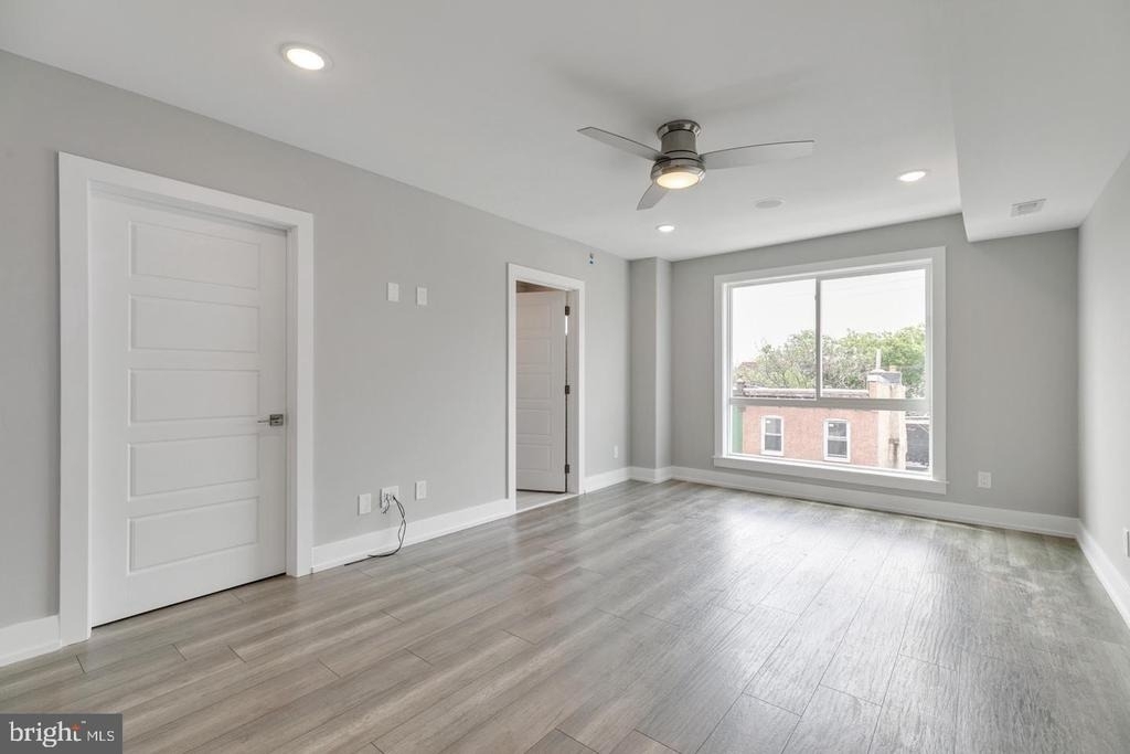 419 W Cumberland Street - Photo 17