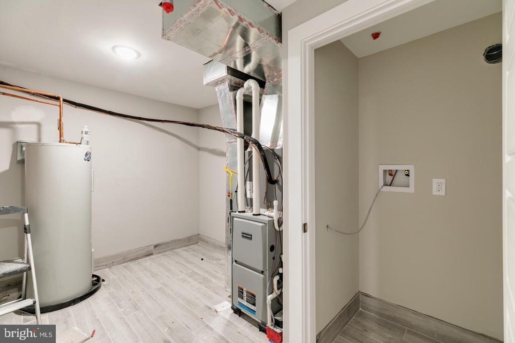 419 W Cumberland Street - Photo 1