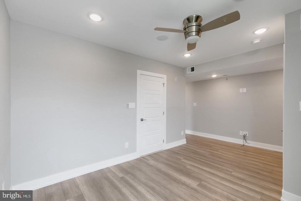 419 W Cumberland Street - Photo 5