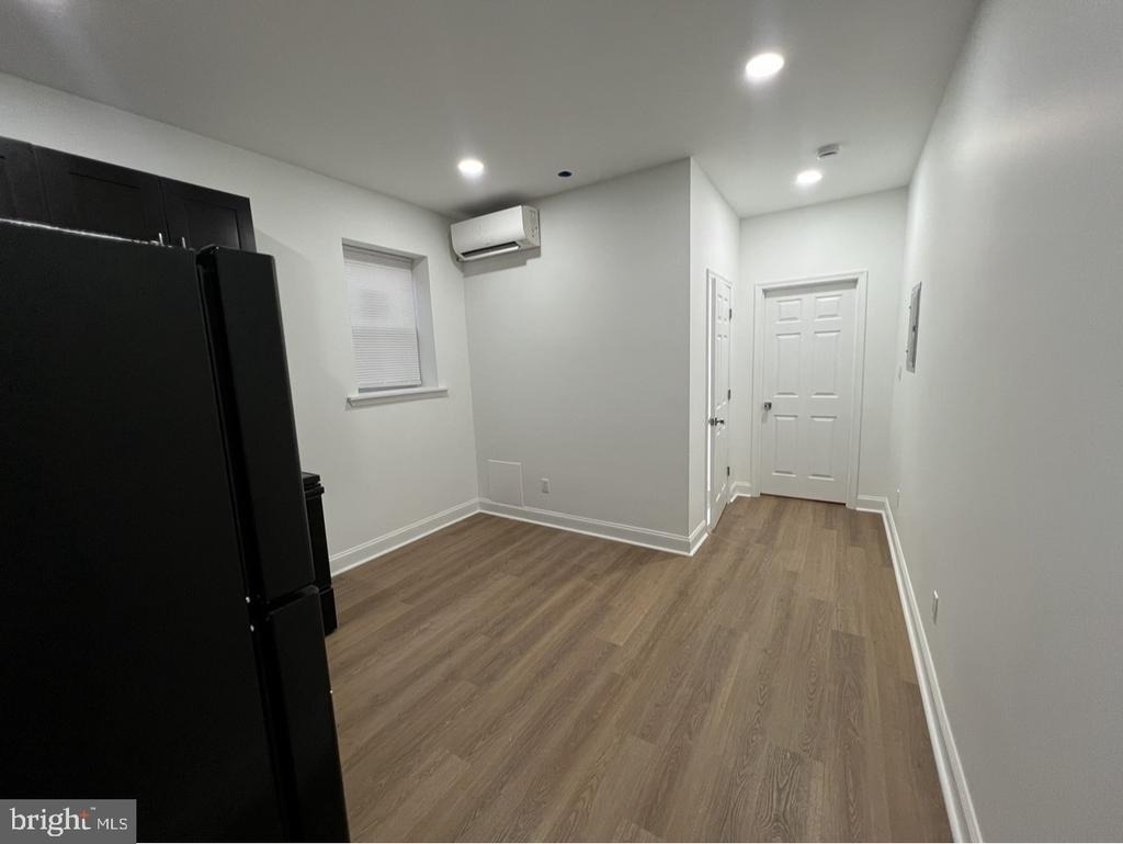 2115 E Chelten Avenue - Photo 8