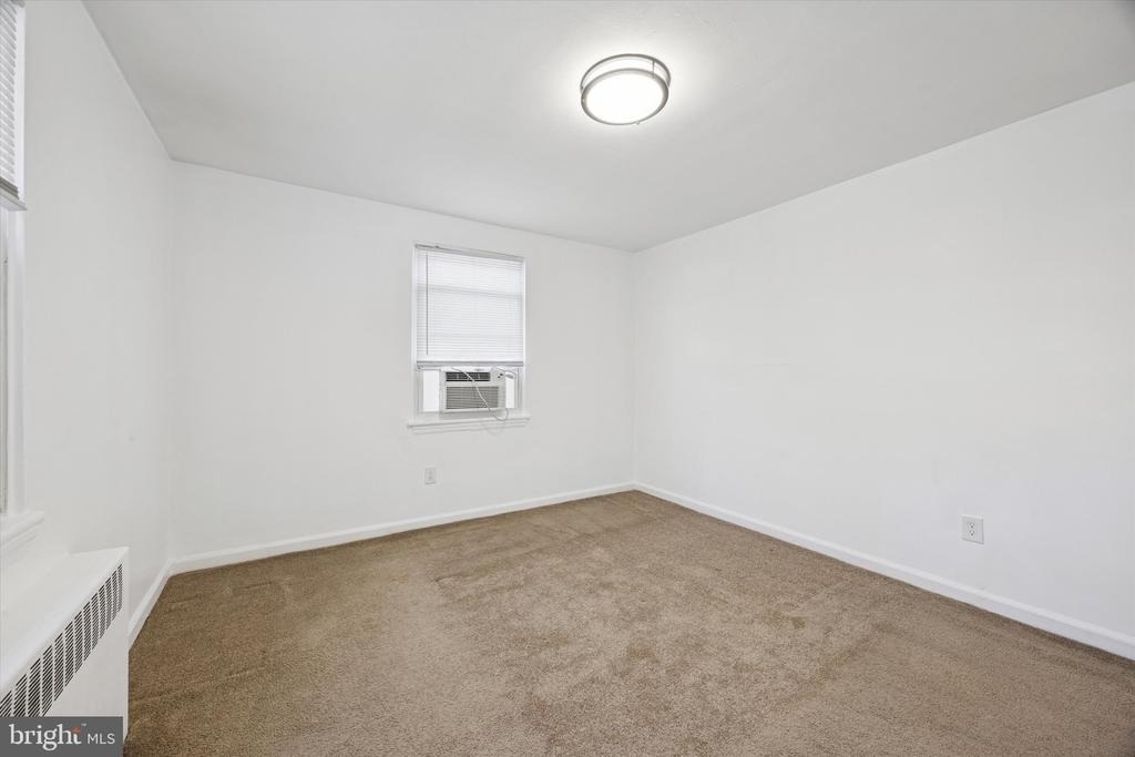 206 W Parkway Avenue - Photo 12