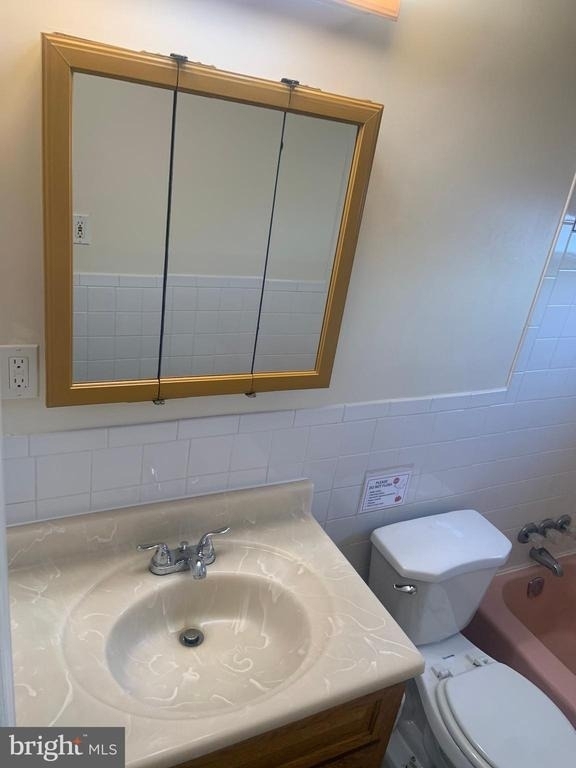 6605 Odonnell Street - Photo 8