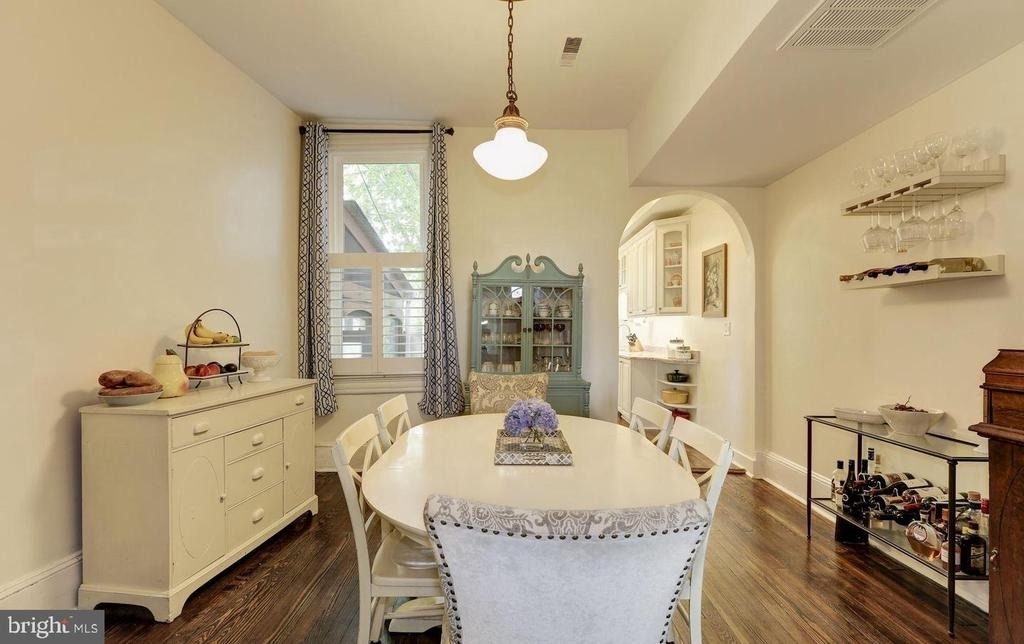 1932 35th Street Nw - Photo 4