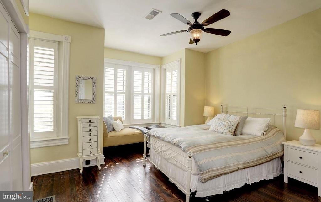 1932 35th Street Nw - Photo 10