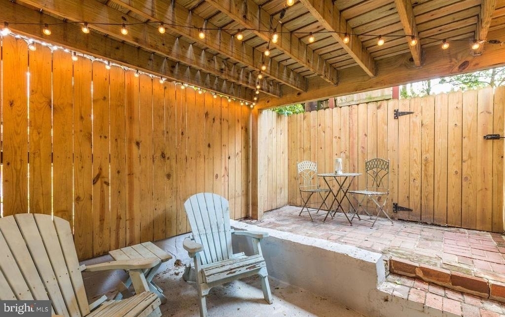 1932 35th Street Nw - Photo 9