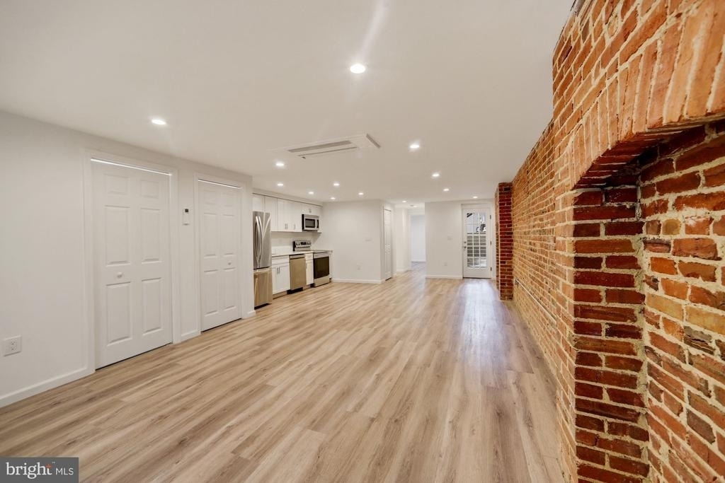 1215 S Street Nw - Photo 3