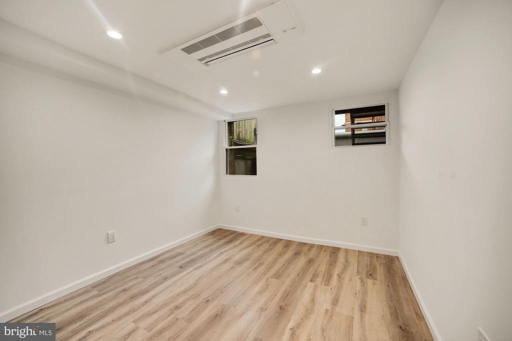 1215 S Street Nw - Photo 13