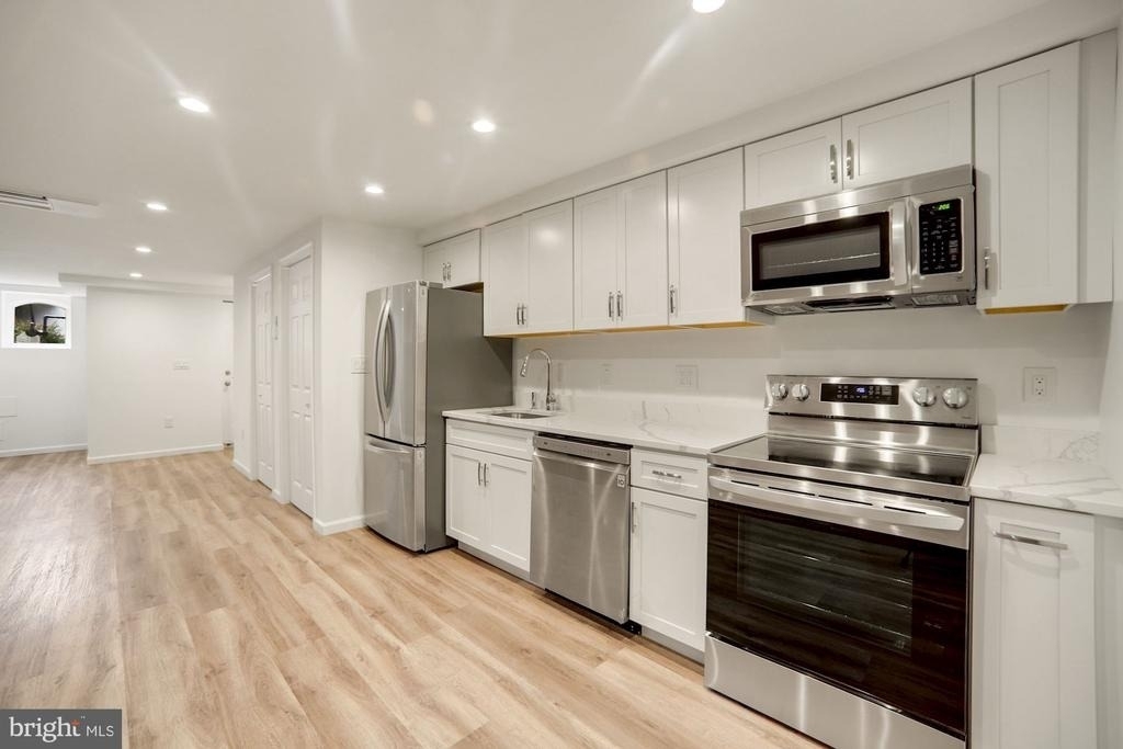 1215 S Street Nw - Photo 10