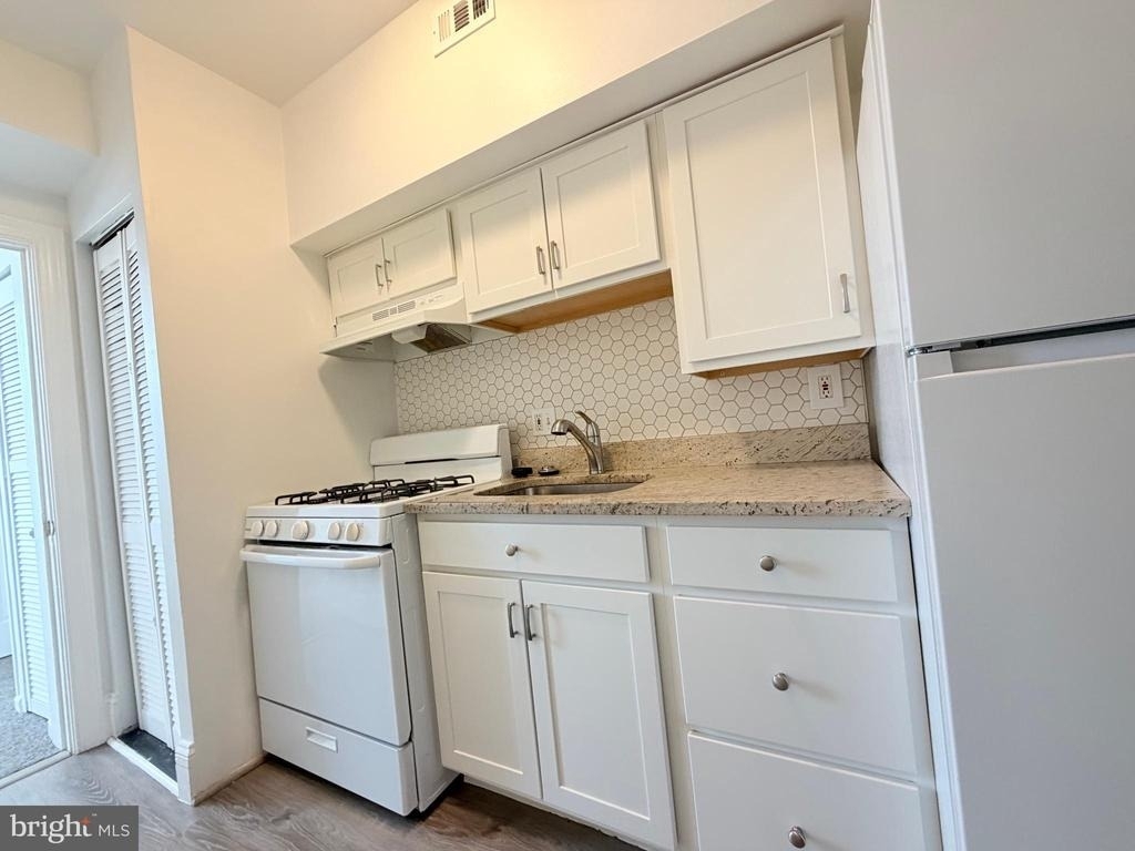 1709 Trinidad Avenue Ne - Photo 8