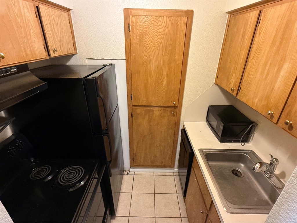 4701 Red River St - Photo 4