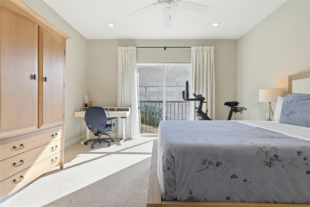 908 Nueces St - Photo 21