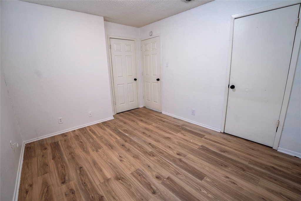 10209 Brownie Dr - Photo 4