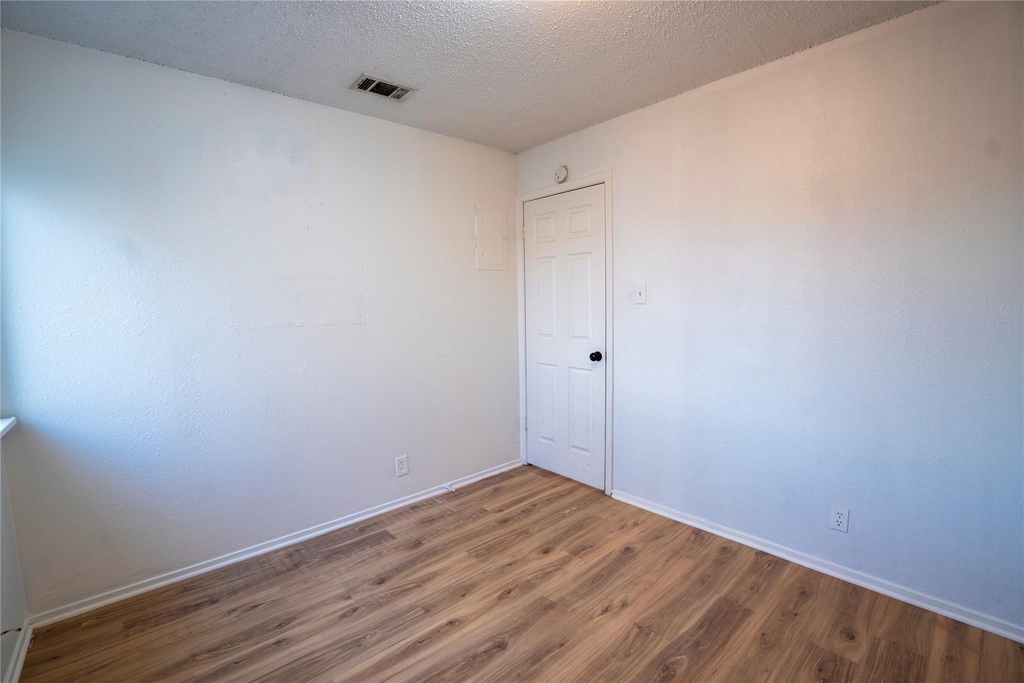10209 Brownie Dr - Photo 6