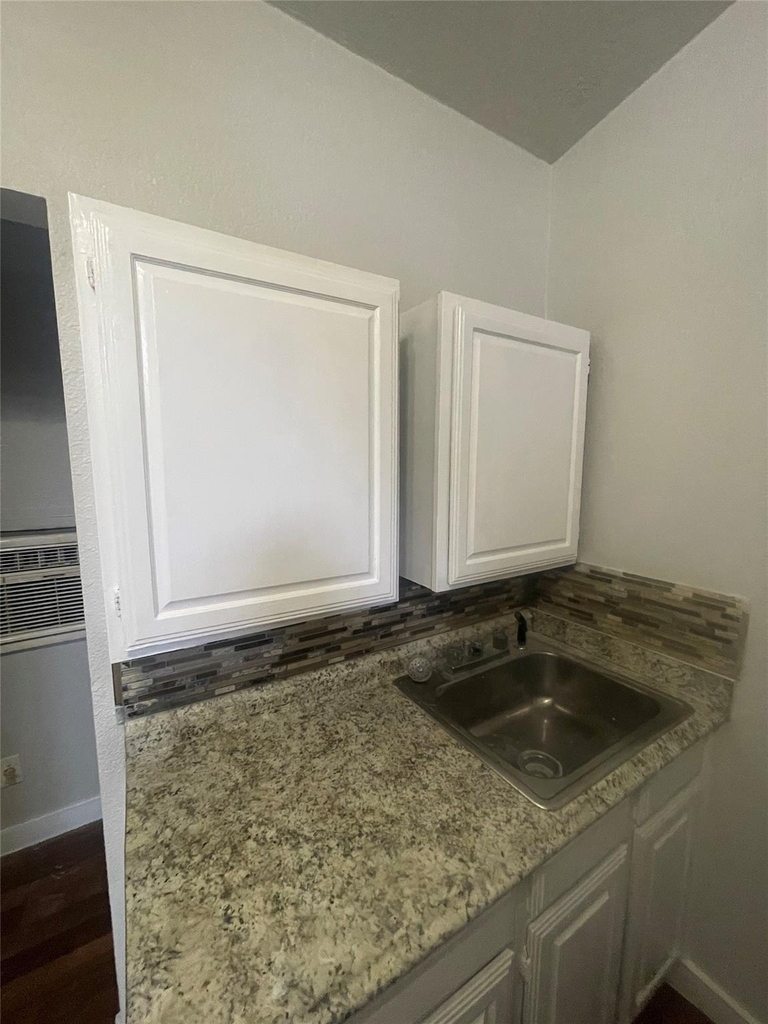 1108 W Mccarty Ln - Photo 11