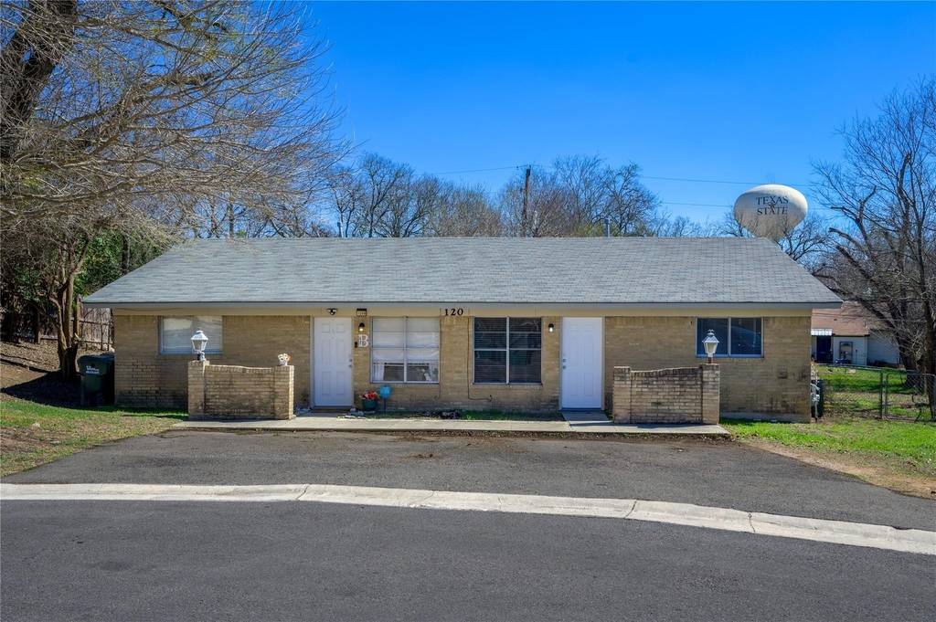 120 Coers Cir - Photo 0