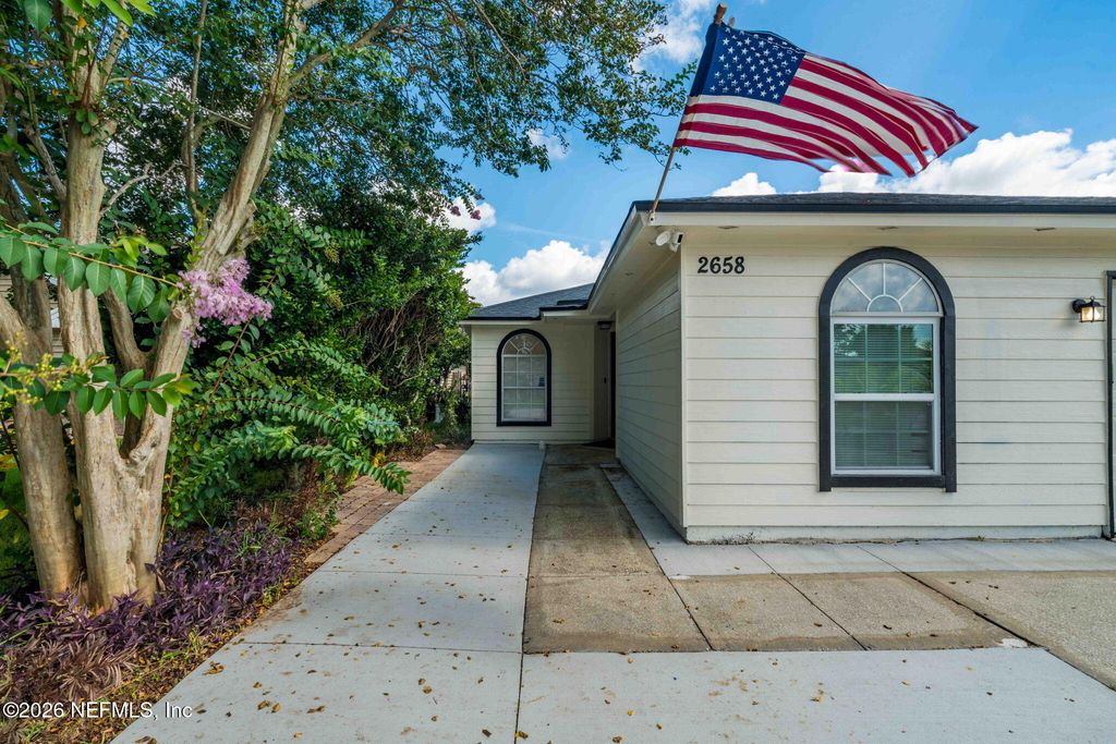 2658 Sam Houston Place - Photo 2