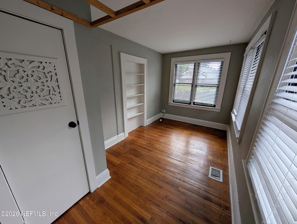 2701 Myra Street - Photo 5