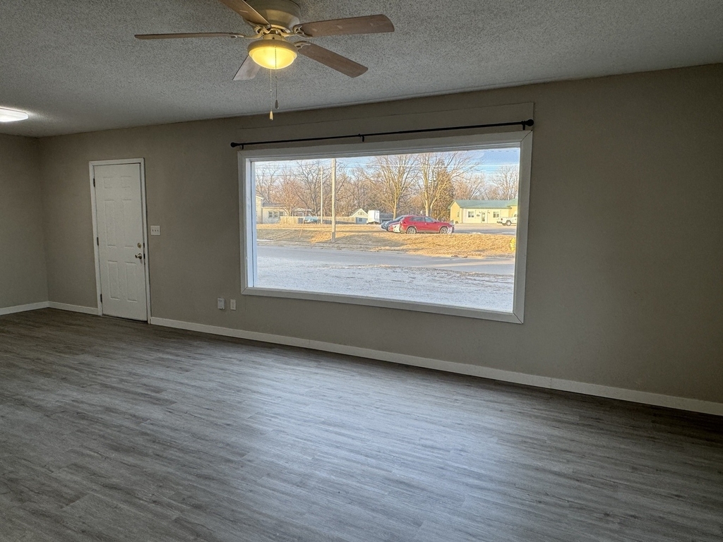 4624 Cheyenne Avenue - Photo 2
