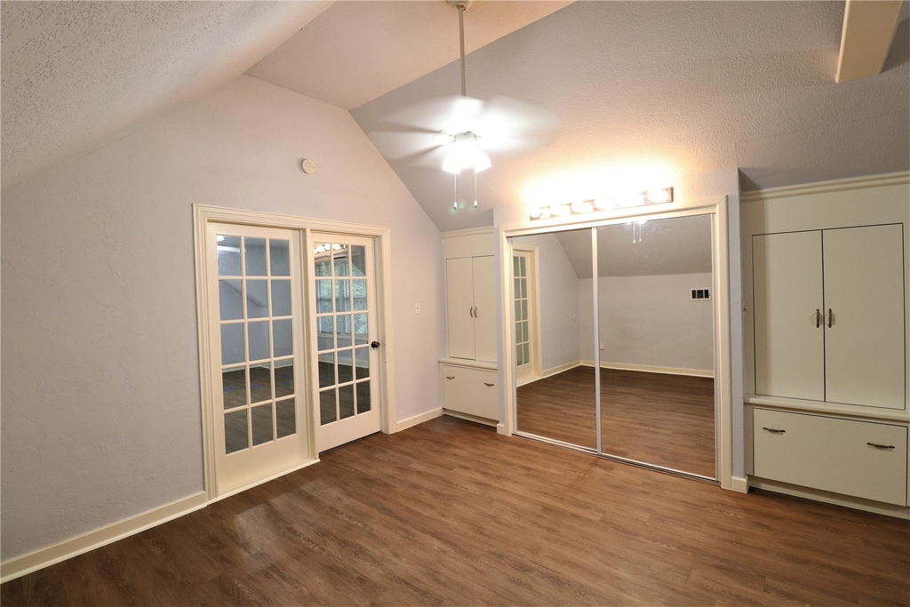 1702 Cougar Creek Street - Photo 6