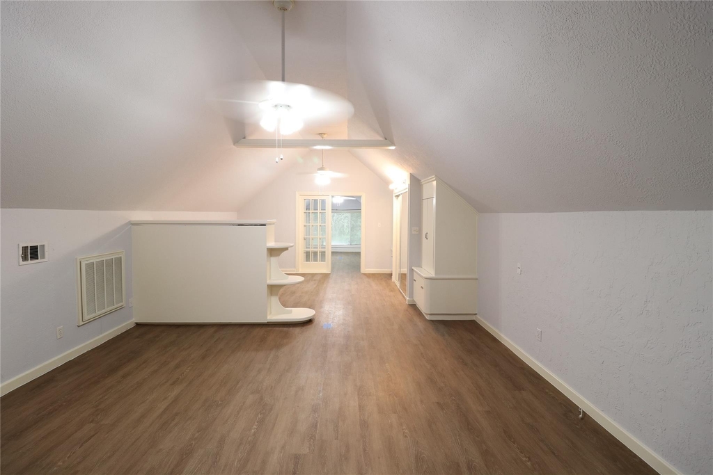 1702 Cougar Creek Street - Photo 2