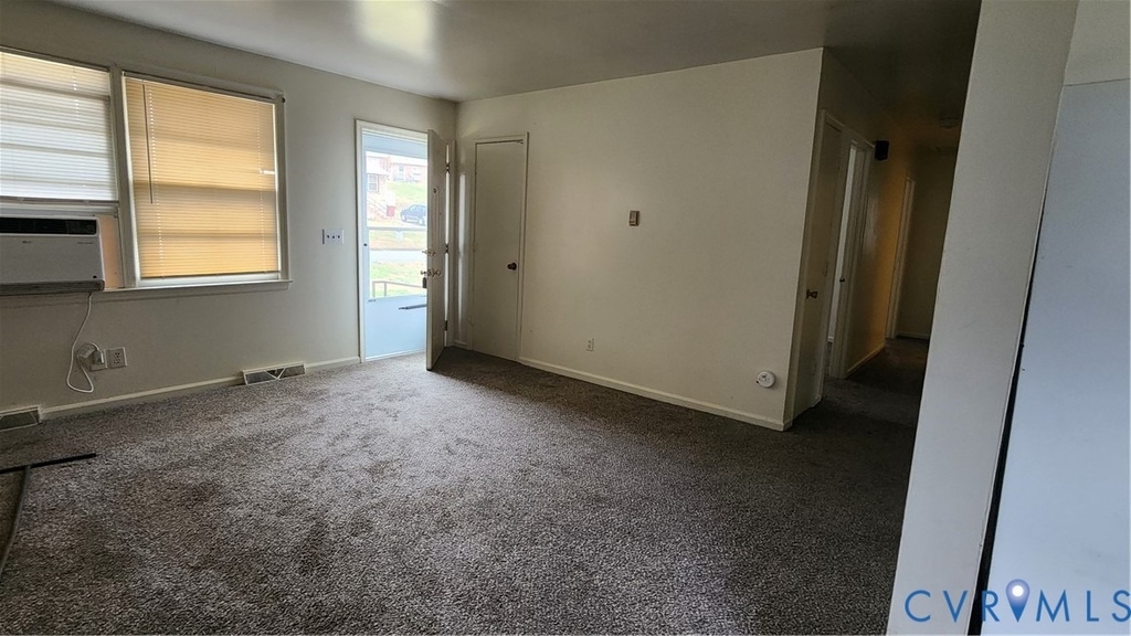 424 Roundtop Avenue - Photo 1