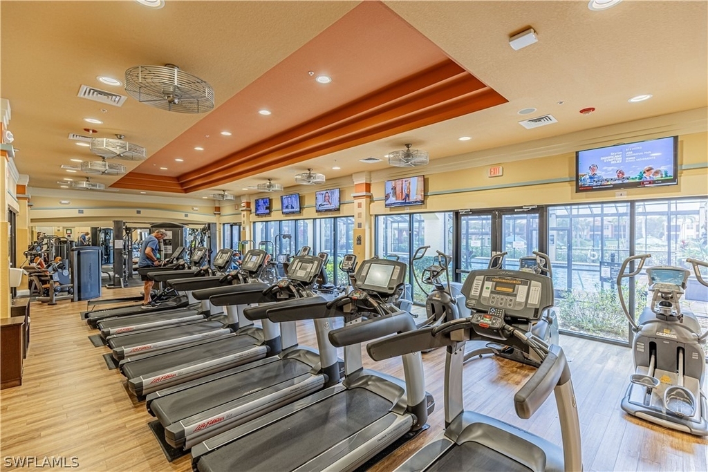 8641 Piazza Del Lago Circle - Photo 6