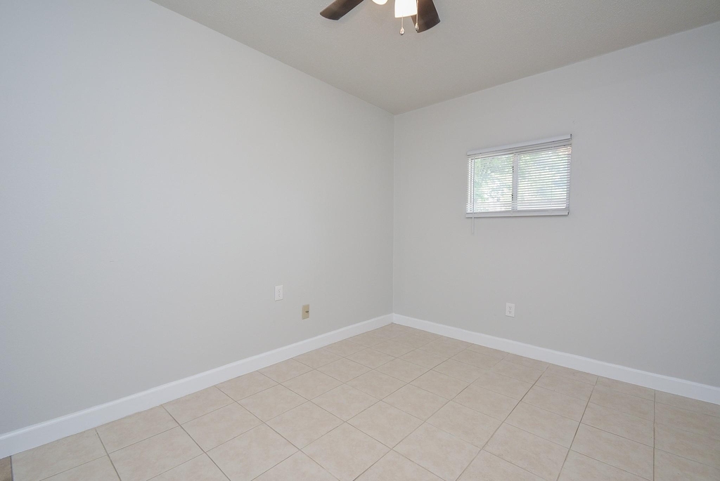 2117 Thonig Road - Photo 6